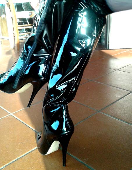 mistress isabella 3336942600 webcam stivali