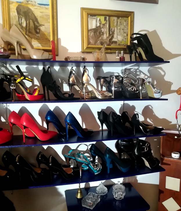 Padrona Isabella Fetish Mistress www.padronaisabella.org