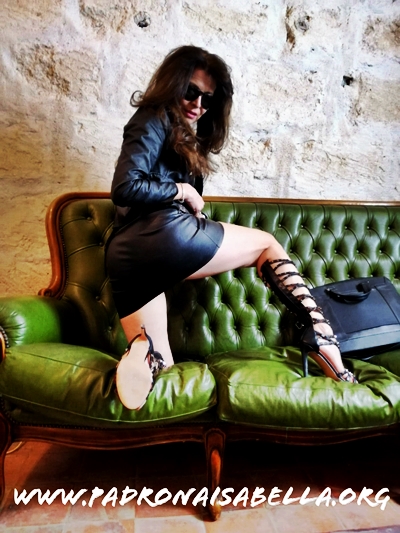 www.padronaisabella.org mistress Isabella fetish