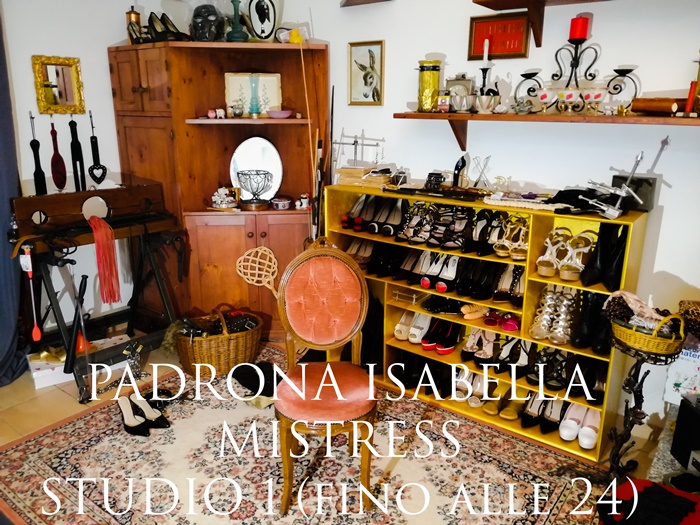 MISTRESS ISABELLA WEBCAM