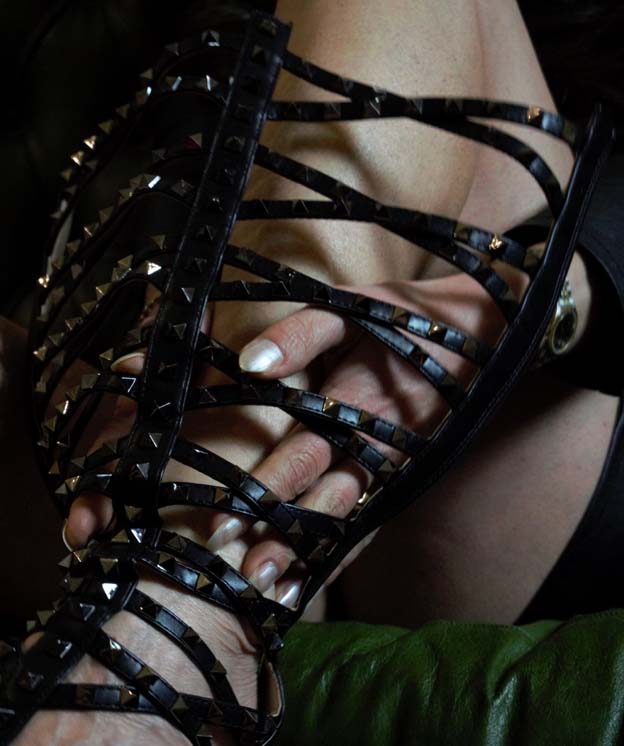 Mistress Isabella Padrona www.padronaisabella.org FETISH