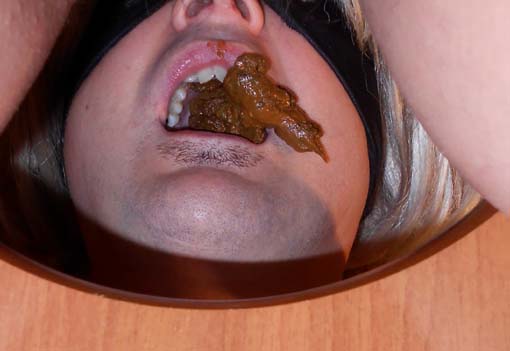 SCAT MISTRESS ISABELLA PADRONA